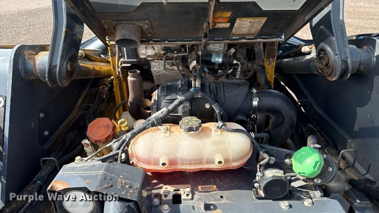 image for item DW5168 2021 John Deere 324G skid steer loader