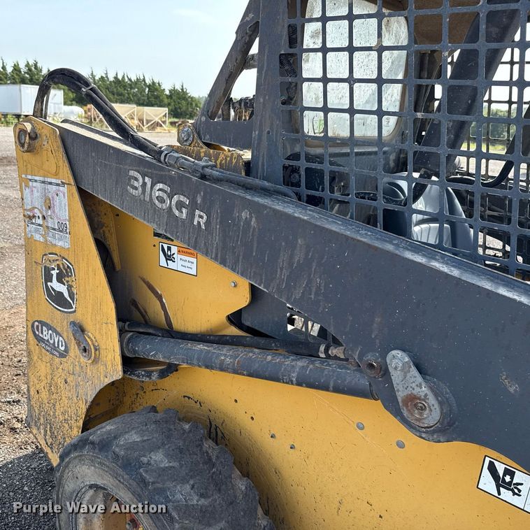image for item DW5169 2016 John Deere 316GR skid steer loader