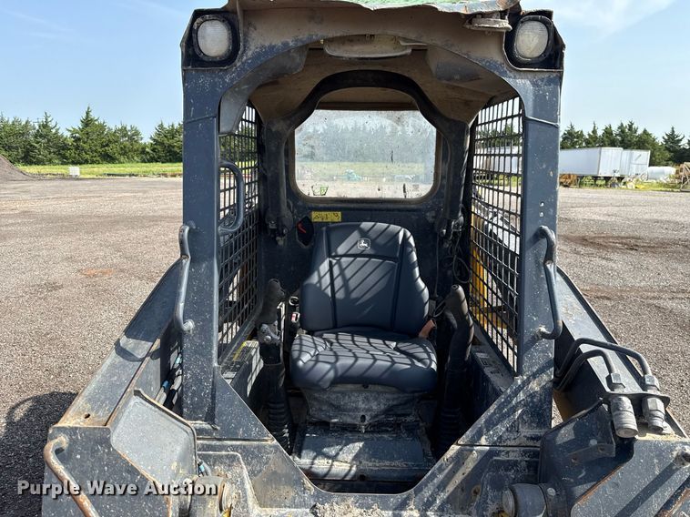 image for item DW5169 2016 John Deere 316GR skid steer loader