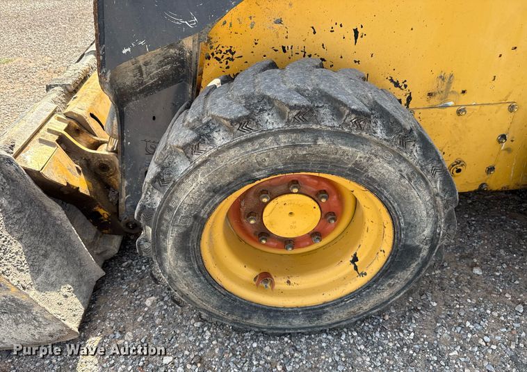 image for item DW5169 2016 John Deere 316GR skid steer loader