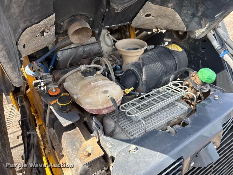 image for item DW5170 2021 John Deere 331G tracked skid steer loader