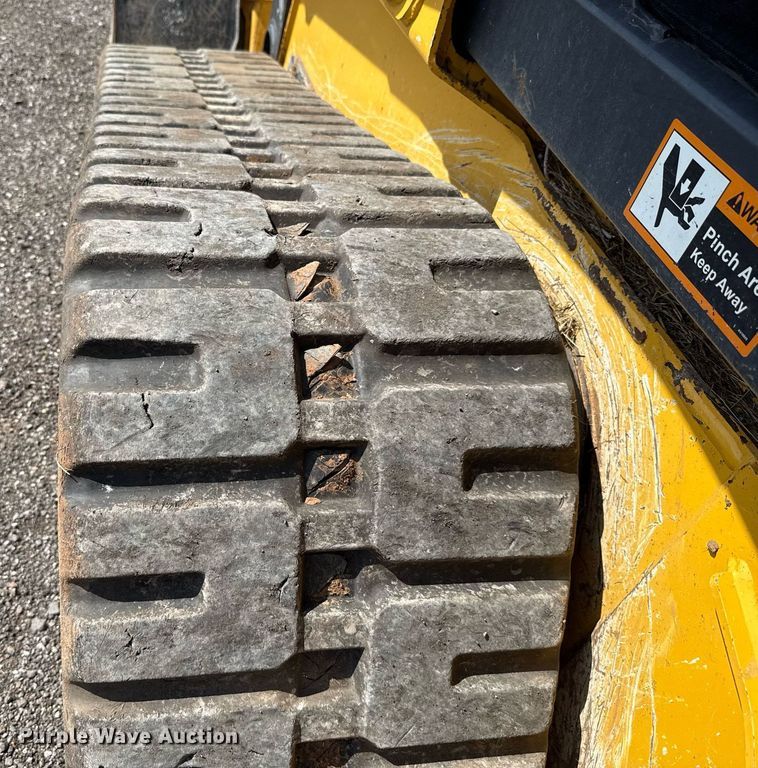 image for item DW5170 2021 John Deere 331G tracked skid steer loader