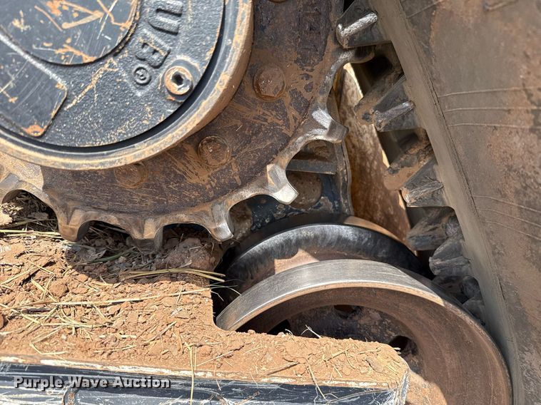 image for item DW5170 2021 John Deere 331G tracked skid steer loader