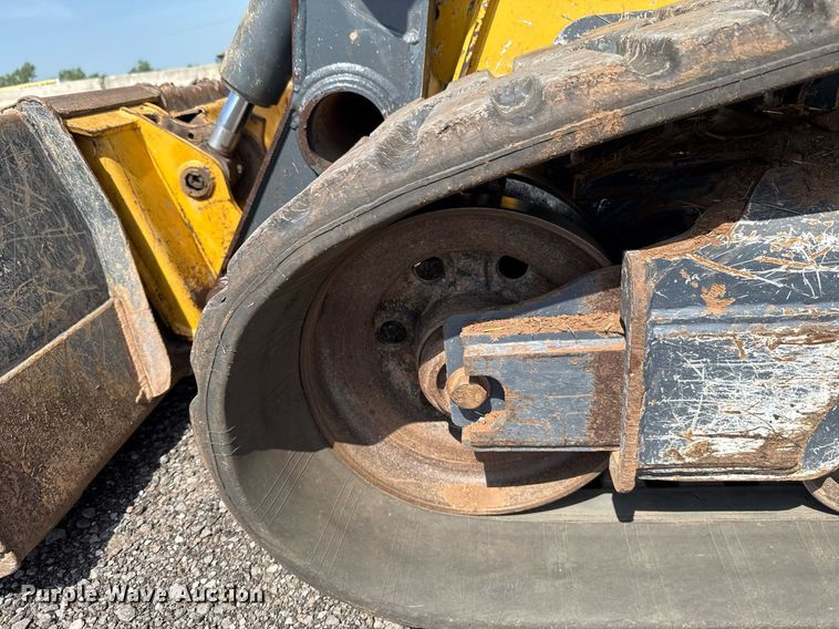 image for item DW5170 2021 John Deere 331G tracked skid steer loader