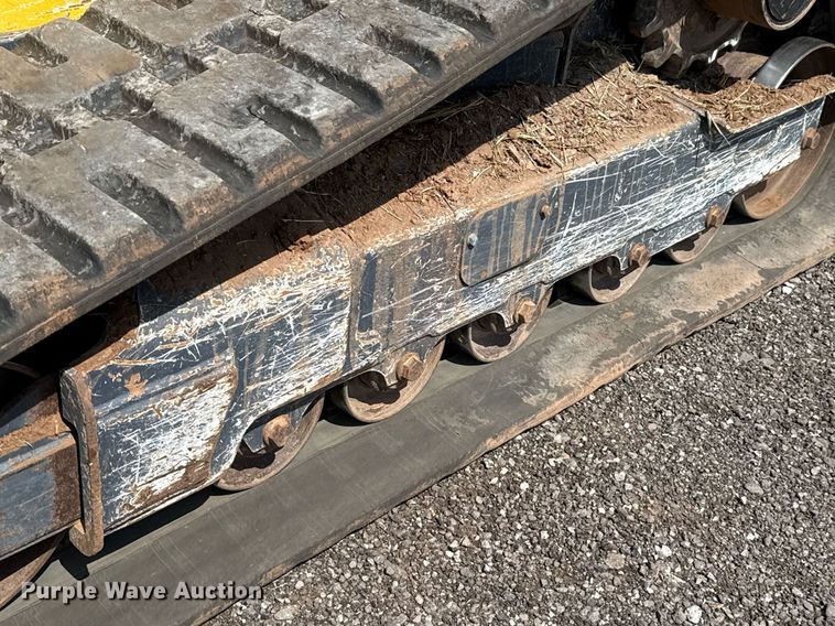 image for item DW5170 2021 John Deere 331G tracked skid steer loader