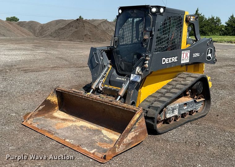 2021 John Deere 325G