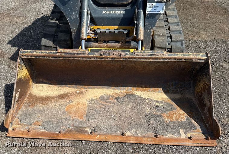 image for item DW5171 2021 John Deere 325G tracked skid steer loader