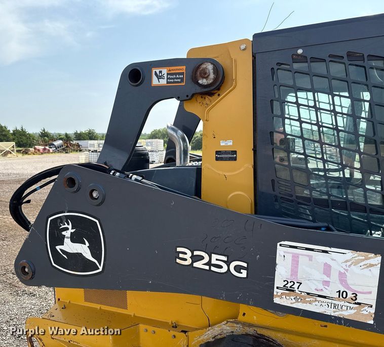 image for item DW5171 2021 John Deere 325G tracked skid steer loader
