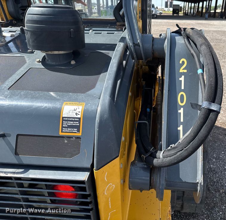 image for item DW5171 2021 John Deere 325G tracked skid steer loader