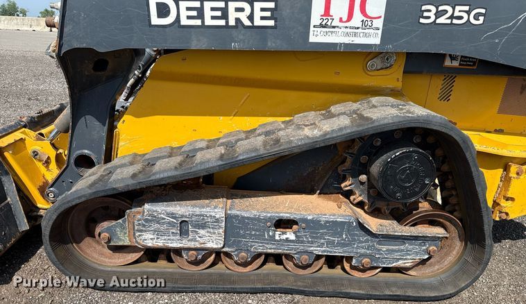 image for item DW5171 2021 John Deere 325G tracked skid steer loader