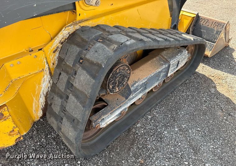 image for item DW5171 2021 John Deere 325G tracked skid steer loader