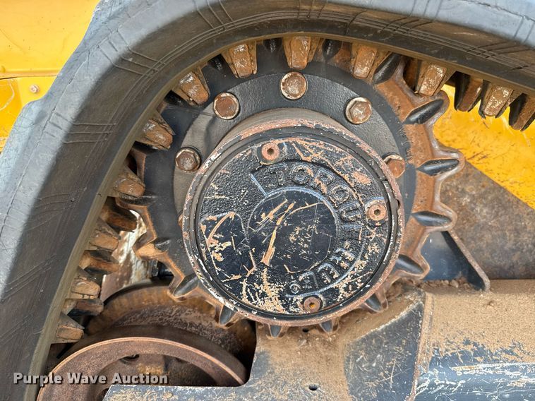 image for item DW5171 2021 John Deere 325G tracked skid steer loader