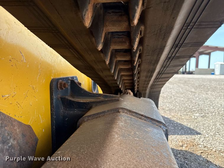 image for item DW5171 2021 John Deere 325G tracked skid steer loader