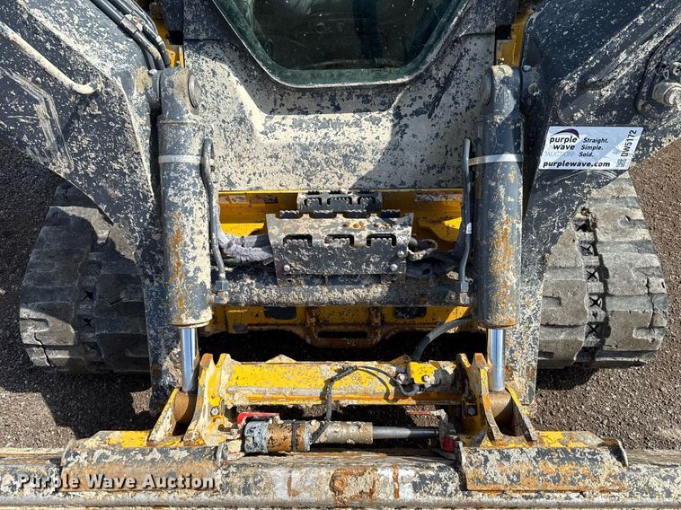 image for item DW5172 2021 John Deere 331G tracked skid steer loader