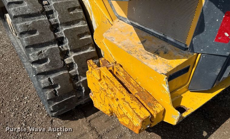 image for item DW5172 2021 John Deere 331G tracked skid steer loader