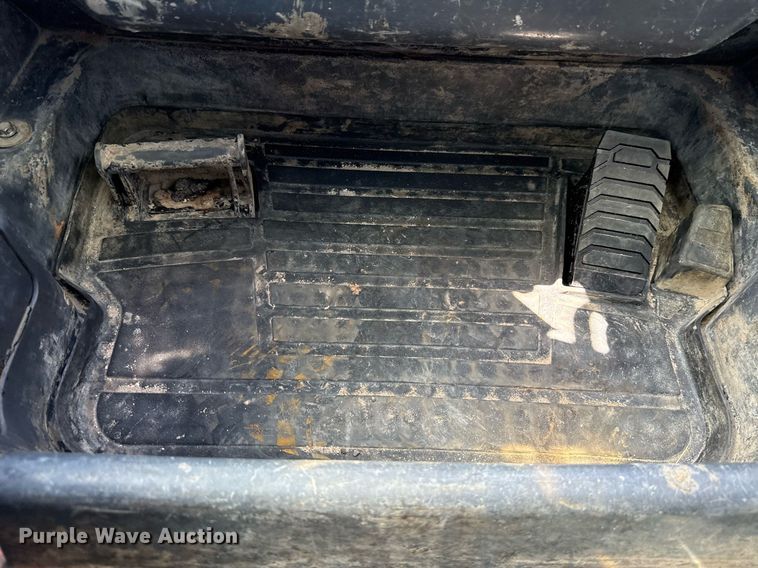 image for item DW5172 2021 John Deere 331G tracked skid steer loader