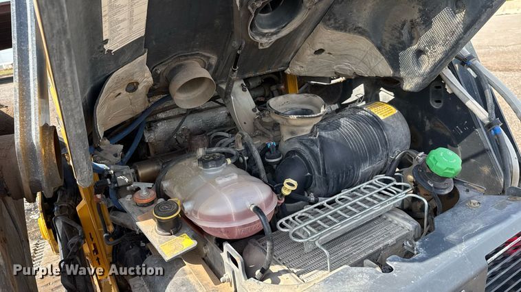 image for item DW5172 2021 John Deere 331G tracked skid steer loader