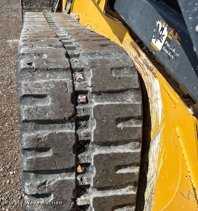 image for item DW5172 2021 John Deere 331G tracked skid steer loader