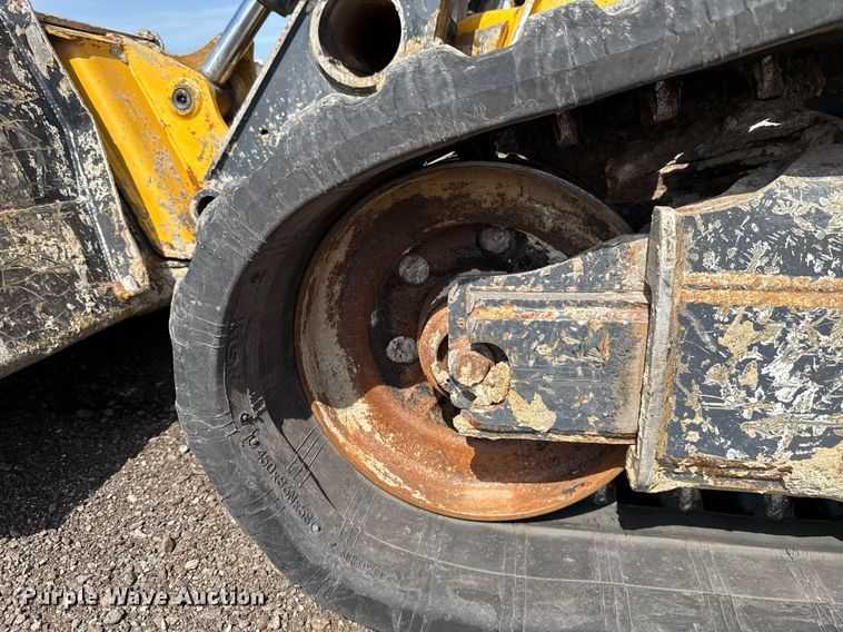 image for item DW5172 2021 John Deere 331G tracked skid steer loader