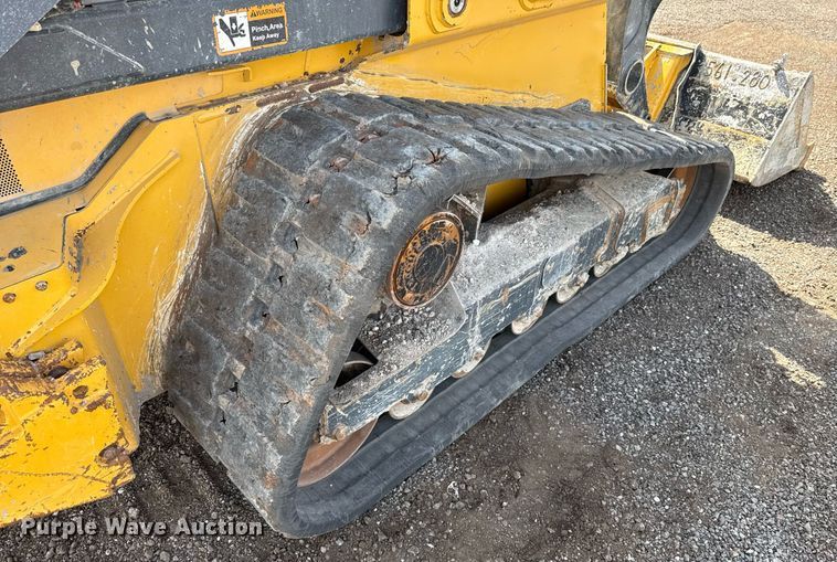 image for item DW5172 2021 John Deere 331G tracked skid steer loader