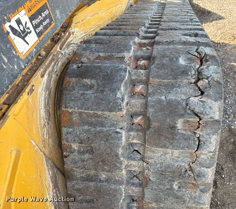 image for item DW5172 2021 John Deere 331G tracked skid steer loader