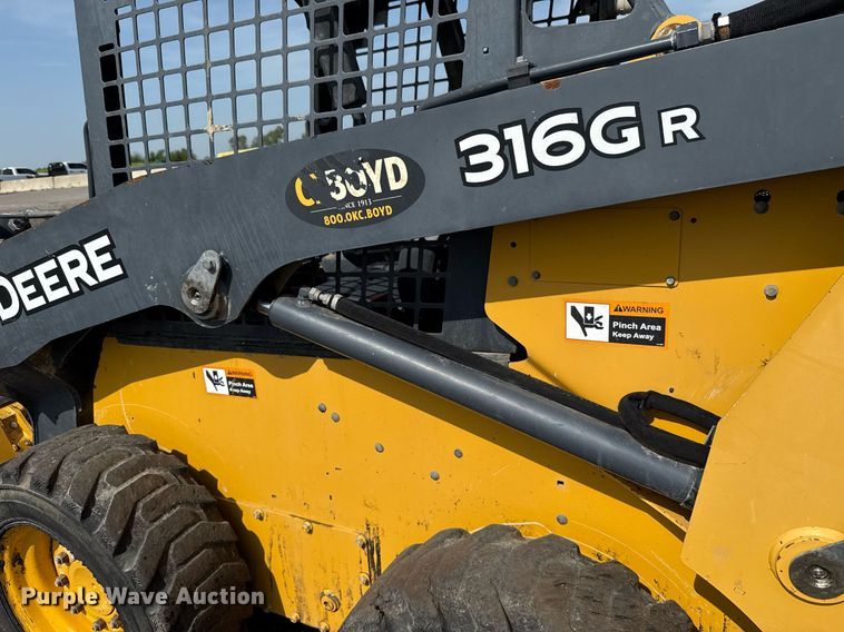 image for item DW5173 2017 John Deere 316GR skid steer loader