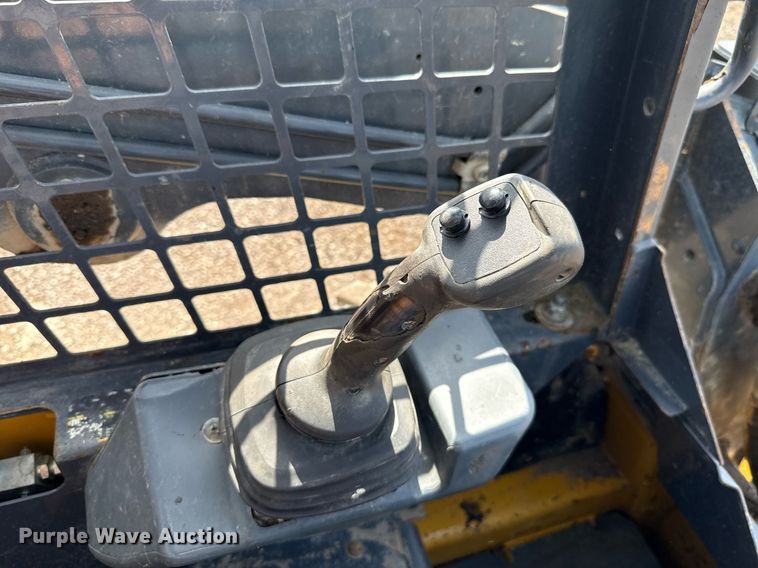 image for item DW5173 2017 John Deere 316GR skid steer loader