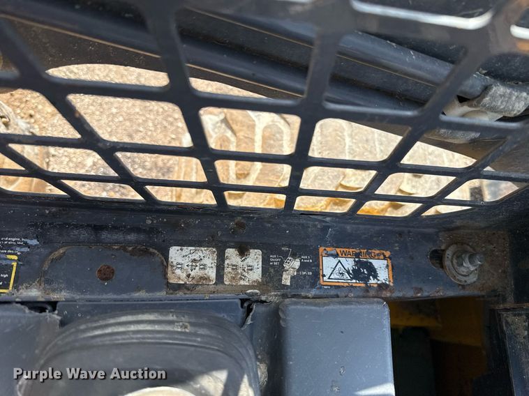 image for item DW5173 2017 John Deere 316GR skid steer loader