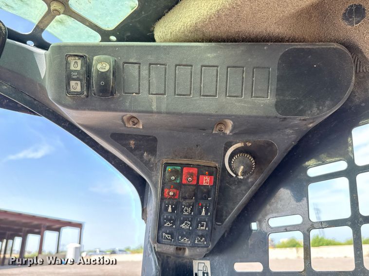 image for item DW5173 2017 John Deere 316GR skid steer loader