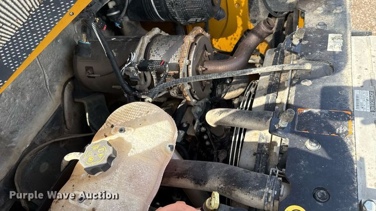 image for item DW5173 2017 John Deere 316GR skid steer loader