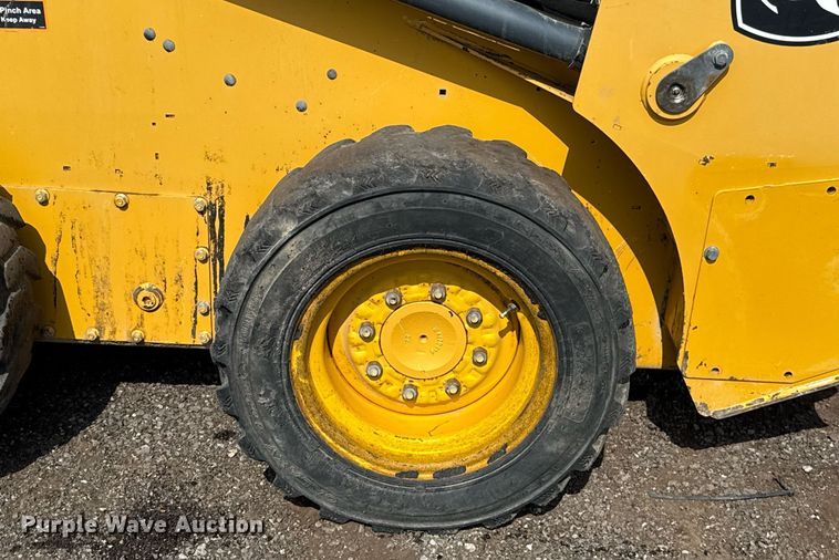 image for item DW5173 2017 John Deere 316GR skid steer loader