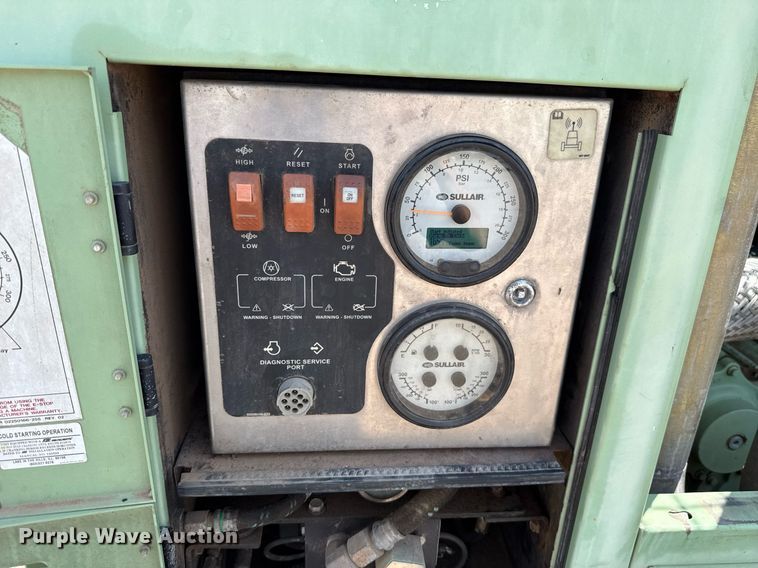 image for item DW5178 Sullair 1600H air compressor