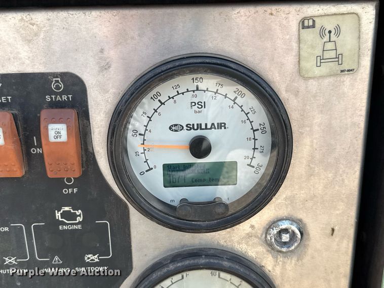 image for item DW5178 Sullair 1600H air compressor