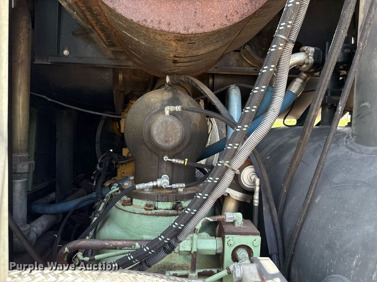 image for item DW5178 Sullair 1600H air compressor