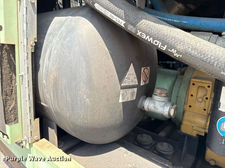 image for item DW5178 Sullair 1600H air compressor