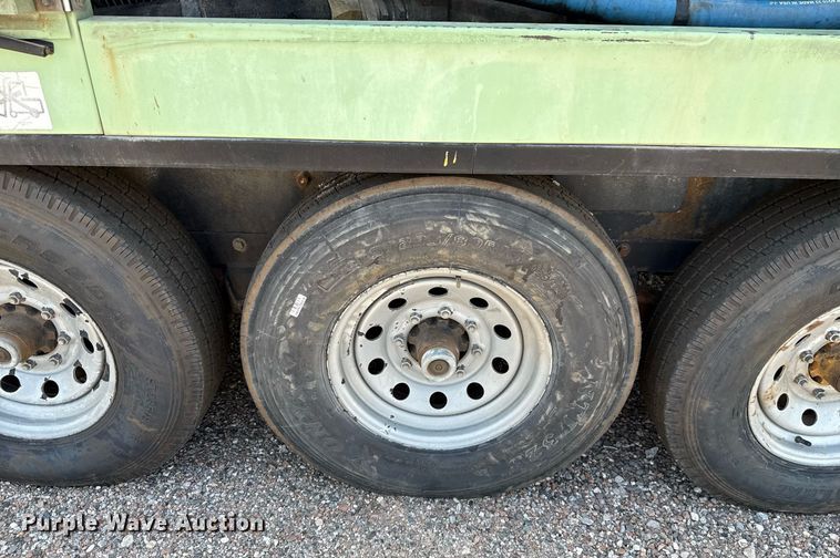 image for item DW5178 Sullair 1600H air compressor