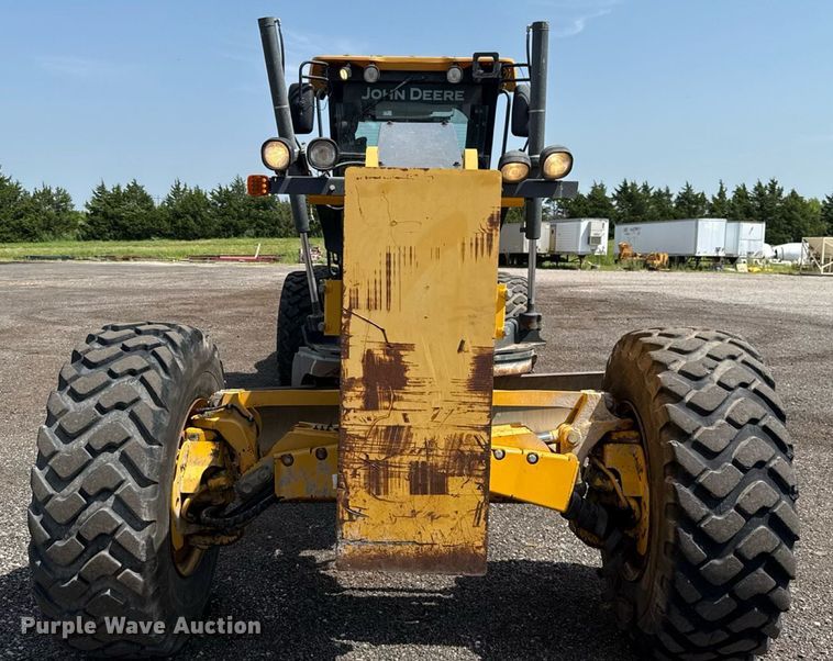 MOTOCONFORMADORA JOHN DEERE 672GP 2013