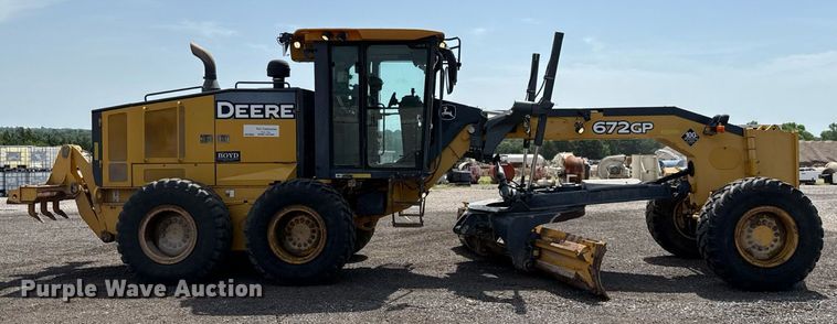 MOTOCONFORMADORA JOHN DEERE 672GP 2013