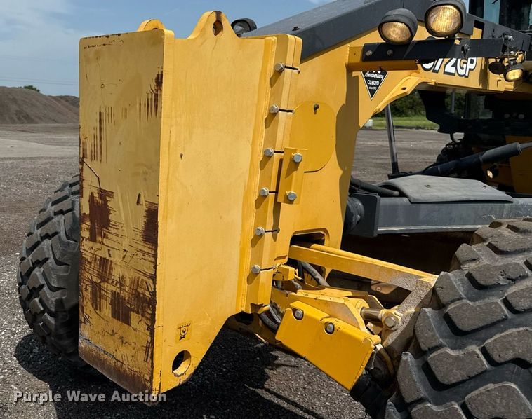 image for item DW5179 2013 John Deere 672GP motor grader