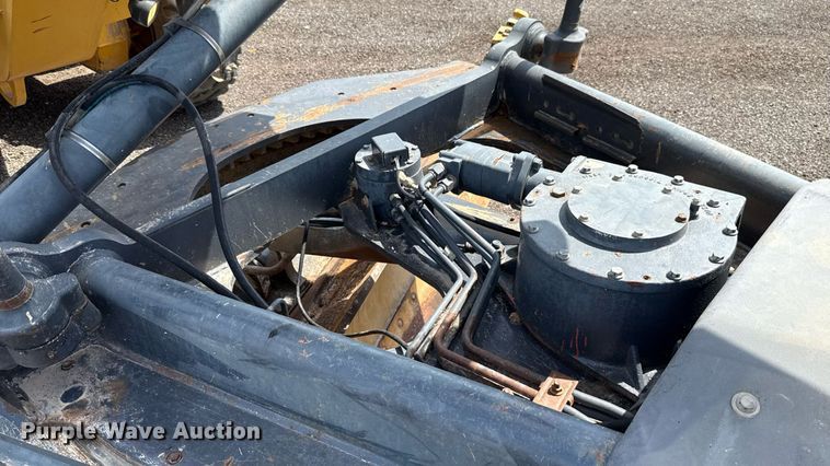 image for item DW5179 2013 John Deere 672GP motor grader