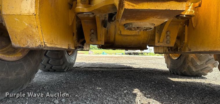 image for item DW5179 2013 John Deere 672GP motor grader