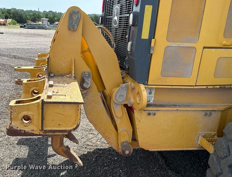 image for item DW5179 2013 John Deere 672GP motor grader