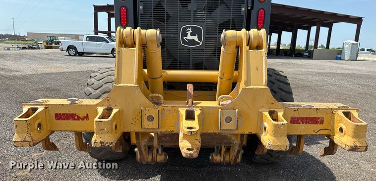 image for item DW5179 2013 John Deere 672GP motor grader