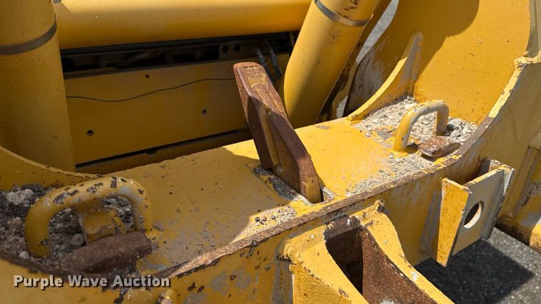 image for item DW5179 2013 John Deere 672GP motor grader