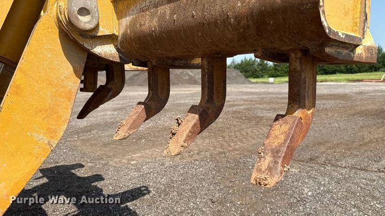 image for item DW5179 2013 John Deere 672GP motor grader