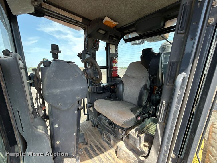 image for item DW5179 2013 John Deere 672GP motor grader