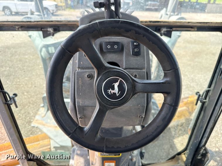 image for item DW5179 2013 John Deere 672GP motor grader