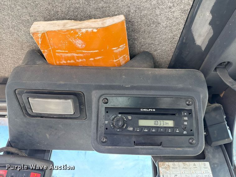 image for item DW5179 2013 John Deere 672GP motor grader