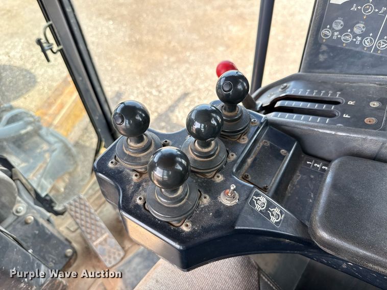 image for item DW5179 2013 John Deere 672GP motor grader