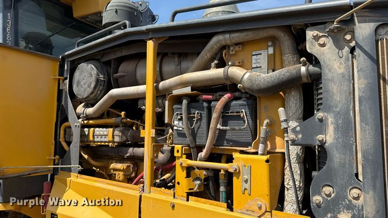 image for item DW5179 2013 John Deere 672GP motor grader